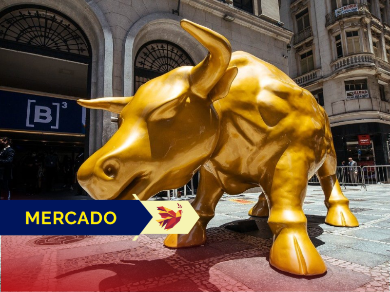 Por falta de licença, touro de ouro da Bolsa é retirado do centro de São Paulo
